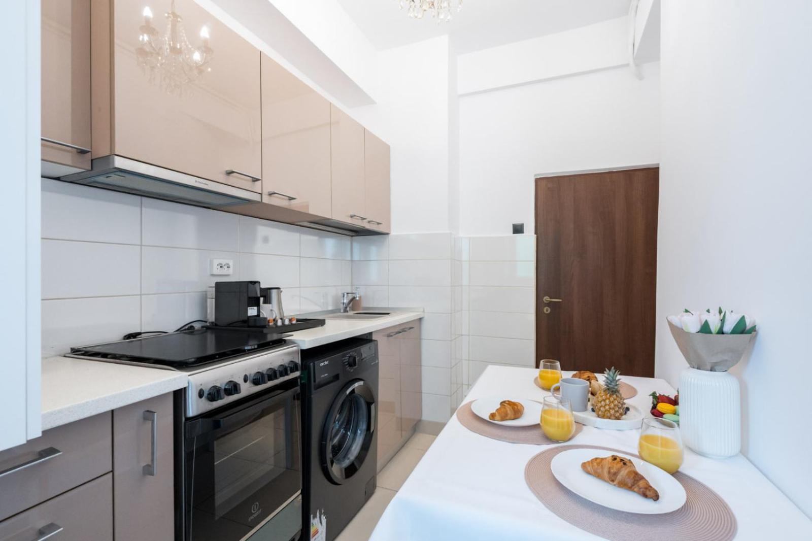 Highline Downtown Residences 6 Persons Family Apartment Bucureşti Eksteriør bilde