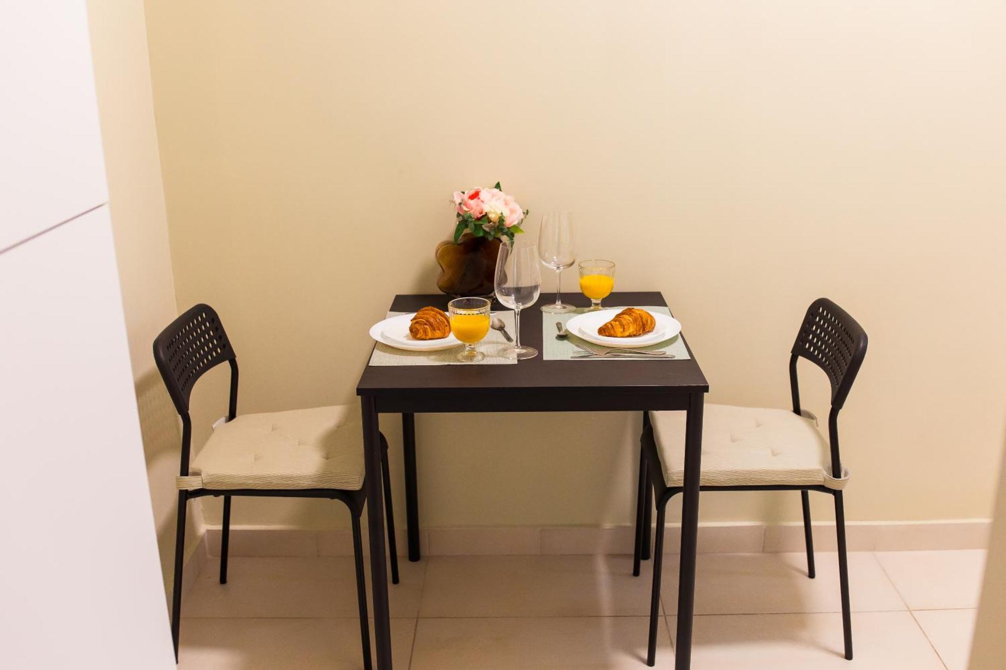 Highline Downtown Residences 6 Persons Family Apartment Bucureşti Eksteriør bilde